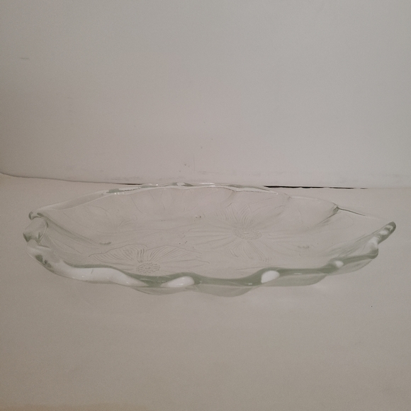 Vintage 90s Leaf Serving Dish - Picture 7 of 10
